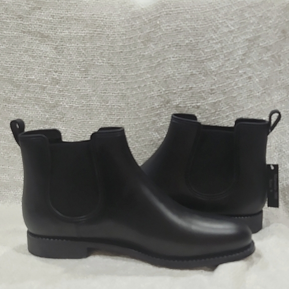 Henry Ferrera Black Matte Marsala Chelsea Rain Boots - Picture 2 of 6